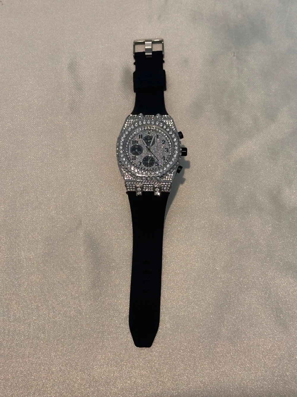 Ice Star Rhinestone Statement Watch Black Silicone Band Working
